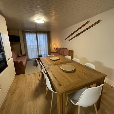 Chaleureux Altitude 1500 アパート *