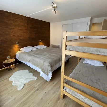 Chaleureux Altitude 1500 アパート *