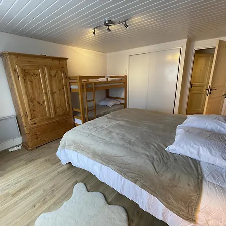 Chaleureux Altitude 1500 アパート